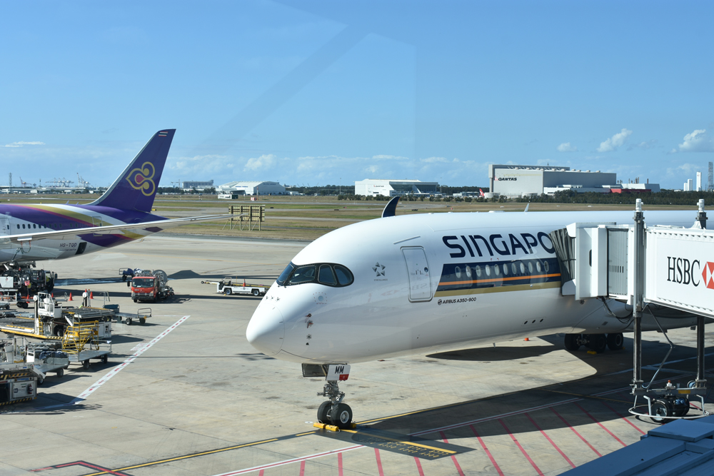 Singapore-Airlines-A350-Brisbane-Airport-tarmac